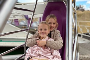 1 4a66408076384100a9cb856a55e249ef