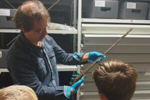 2 c712f3b34de34e63ad79696da92957d3