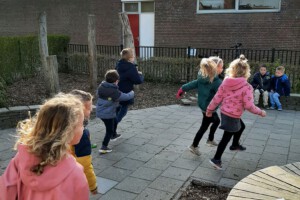 16 209eaa2325b14cd2a6b481e4b04b5c7f